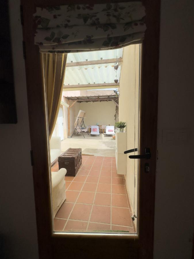 San Isidro Villa Miguelanez Luaran gambar